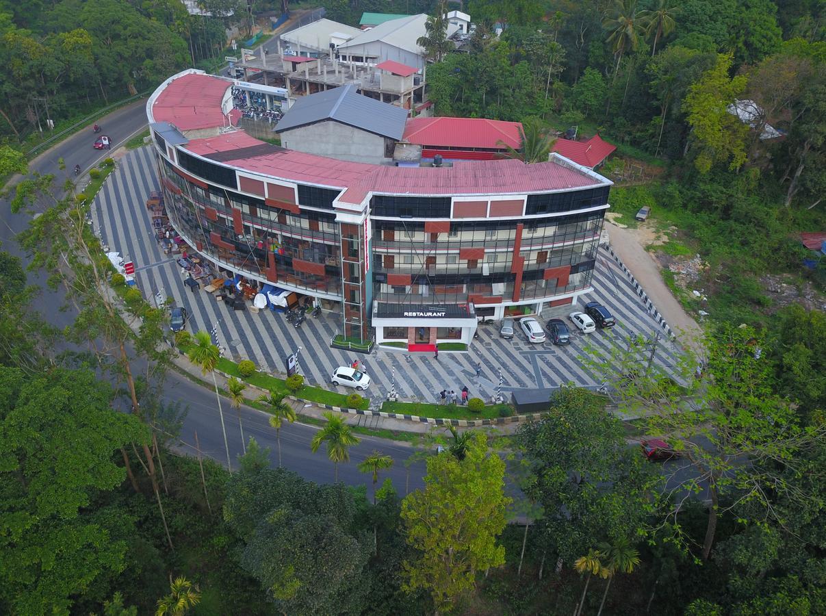 วายานัท รอยัล คราวน์ Hotel กัลปัตตา ภายนอก รูปภาพ